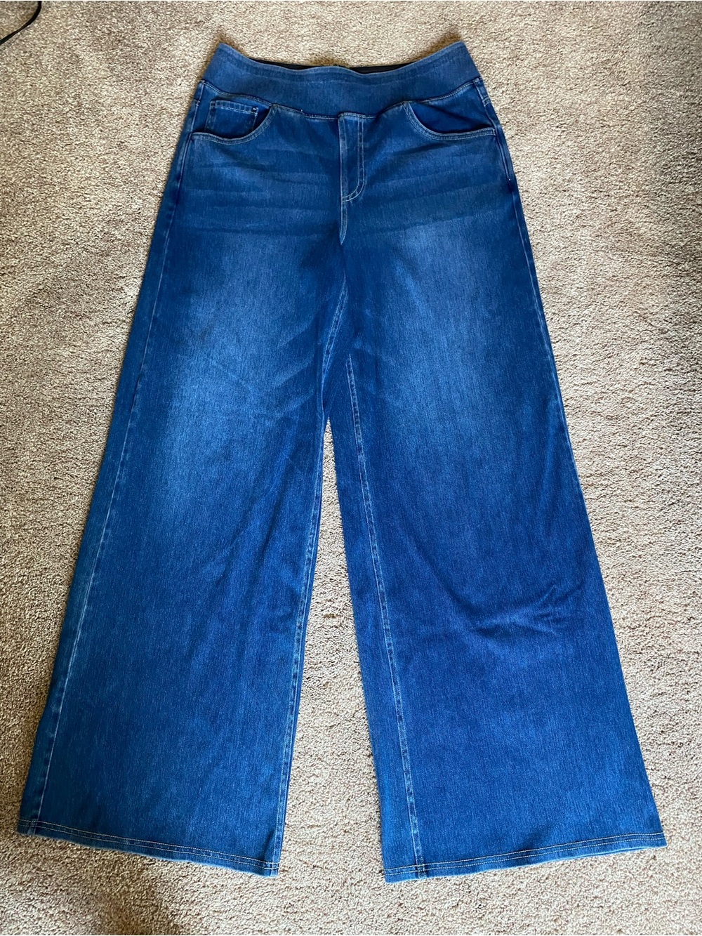 Women’s Halara Wide Leg Pull On Flex Denim Pant. Size Large Tall. EUC